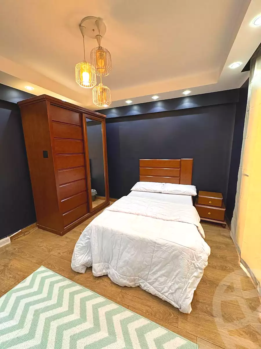 https://aqarmap.com.eg/ar/listing/7168155-for-rent-cairo-6th-of-october-compounds-jn-ktwbr