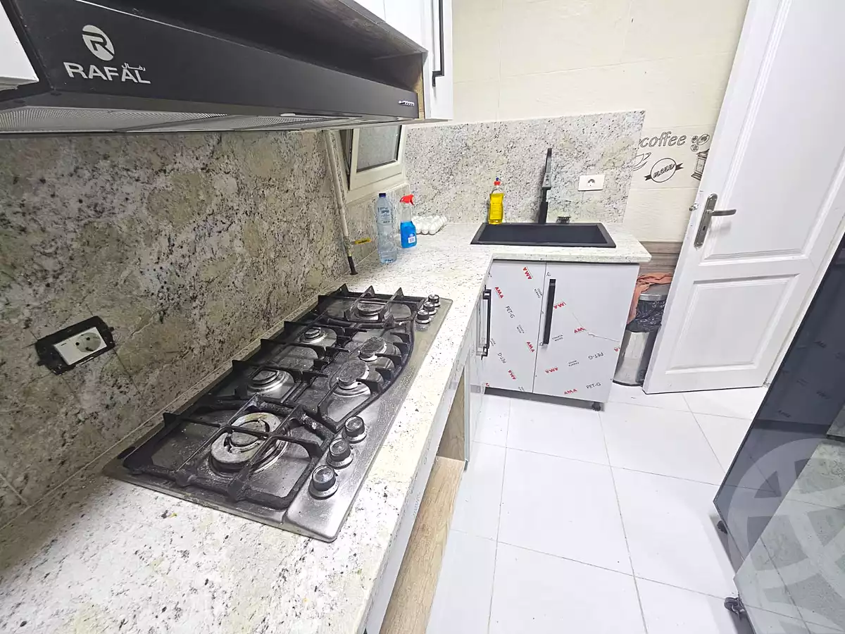 https://aqarmap.com.eg/ar/listing/7168162-for-rent-cairo-6th-of-october-compounds-jn-ktwbr