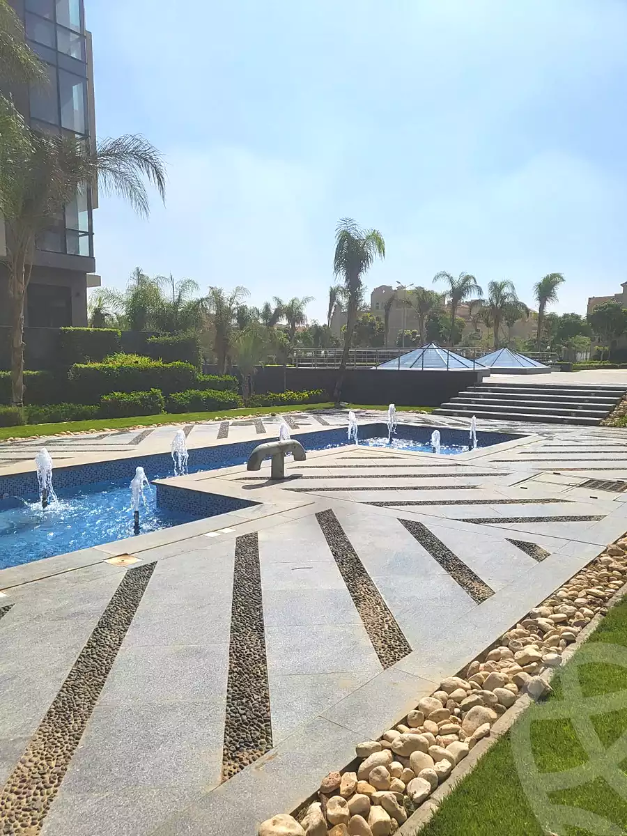 https://aqarmap.com.eg/en/listing/7168202-for-sale-cairo-new-cairo-compounds-el-patio-oro