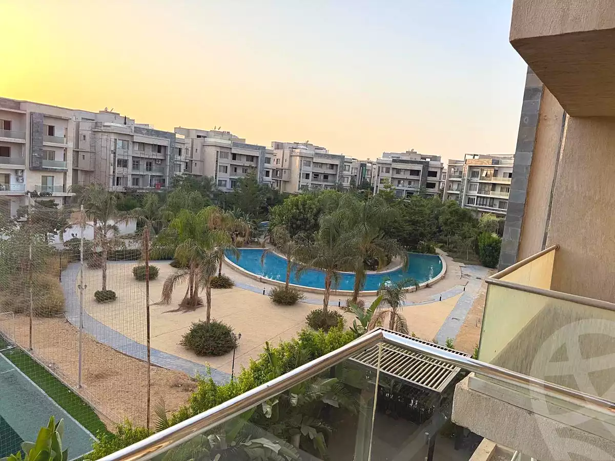 https://aqarmap.com.eg/ar/listing/7168234-for-sale-cairo-new-cairo-compounds-galleria-moon-valley-compound-arabia