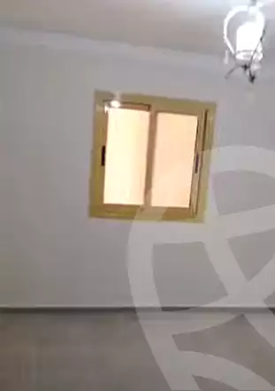 https://aqarmap.com.eg/ar/listing/7168413-for-rent-alexandria-new-miami-eskot