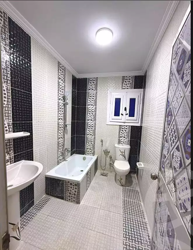 https://aqarmap.com.eg/ar/listing/7168527-for-sale-alexandria-el-asafra-ahmed-tiesser-st