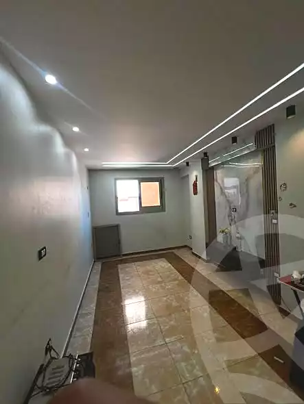 https://aqarmap.com.eg/ar/listing/7168535-for-sale-alexandria-el-asafra-shr-45