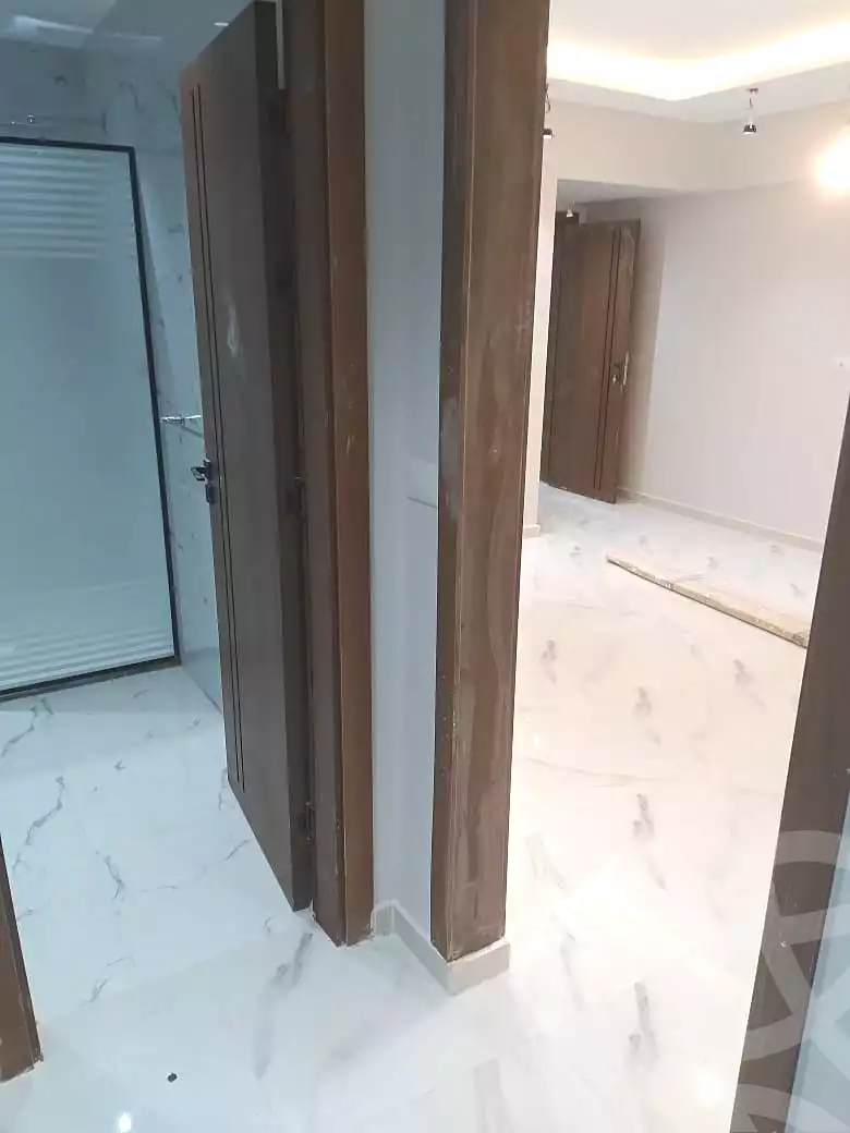 https://aqarmap.com.eg/en/listing/7168720-for-rent-cairo-new-cairo-compounds-el-mostashareen-compound