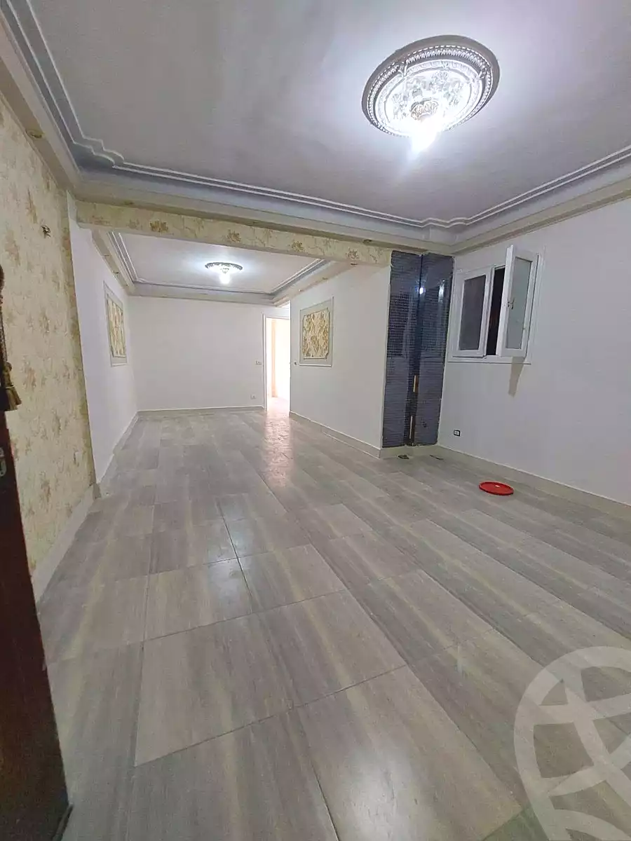 https://aqarmap.com.eg/ar/listing/7168841-for-sale-alexandria-rs-ltyn