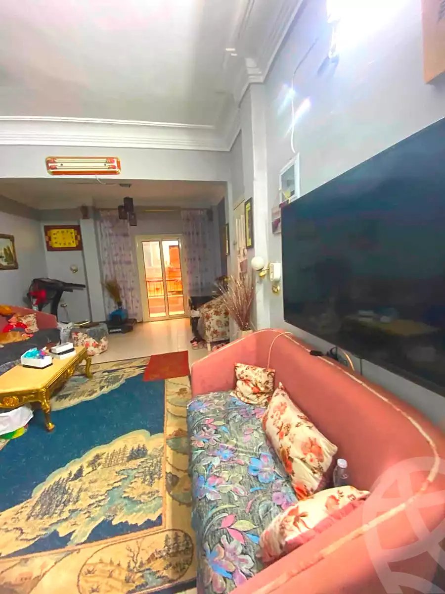 https://aqarmap.com.eg/ar/listing/7168885-for-sale-cairo-el-haram-shareaa-khatem-el-morsalen