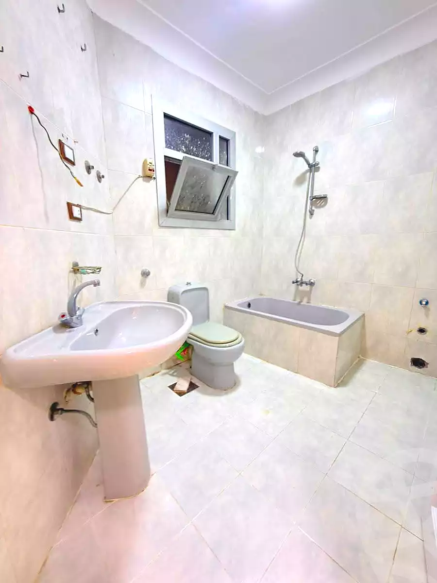 https://aqarmap.com.eg/ar/listing/7168954-for-sale-alexandria-al-agamy-shataa-el-nakheel