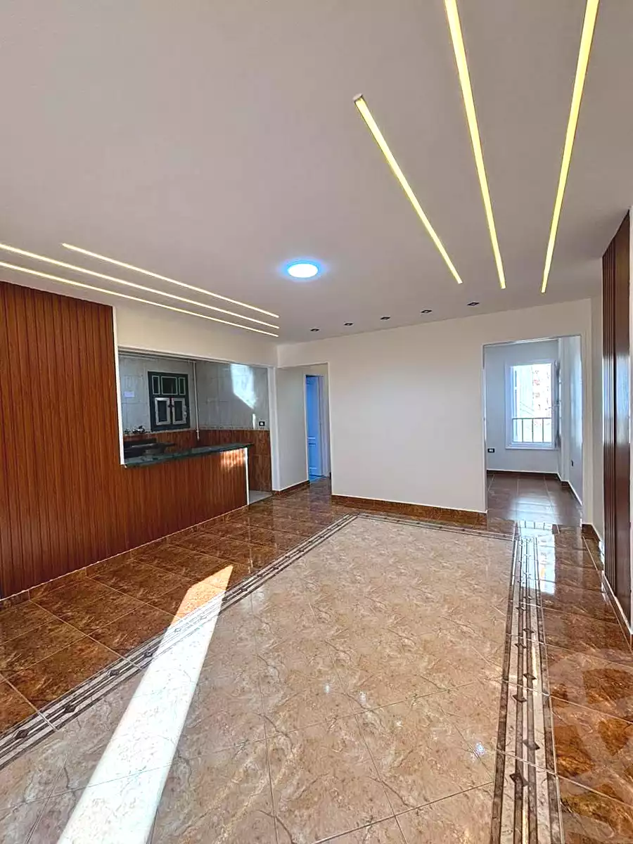 https://aqarmap.com.eg/ar/listing/7169249-for-sale-alexandria-miami-street-56