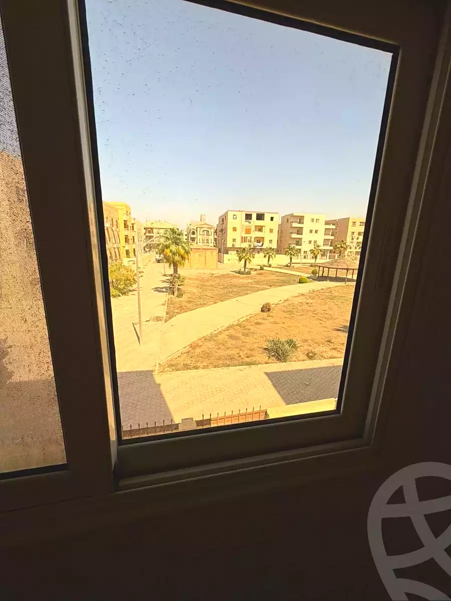 https://aqarmap.com.eg/en/listing/7169566-for-sale-cairo-new-cairo-compounds-kmbwnd-lnkhyl