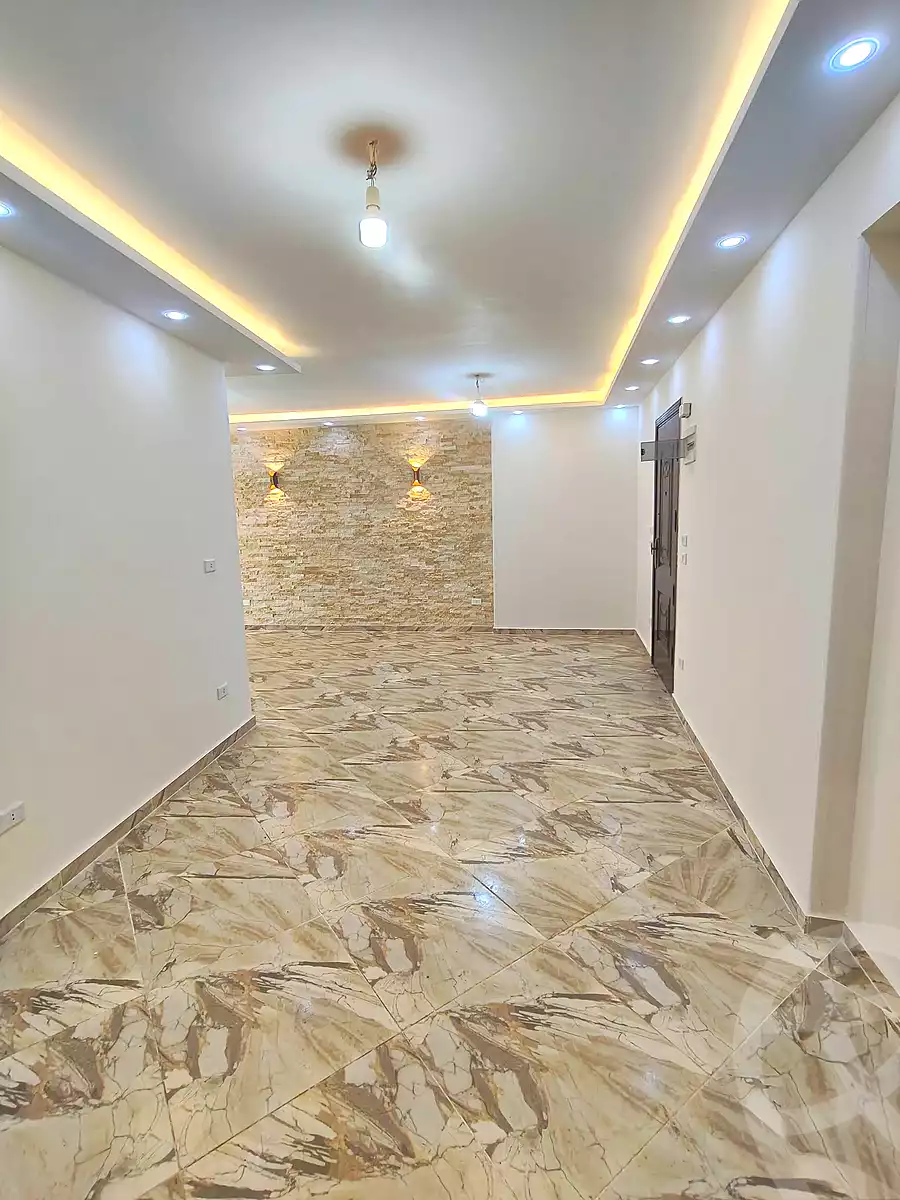 https://aqarmap.com.eg/ar/listing/7170021-for-sale-alexandria-sydy-bshr-sydy-bshr-qbly-street-17