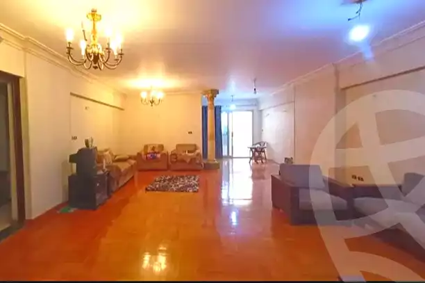 https://aqarmap.com.eg/en/listing/7170068-for-sale-alexandria-roshdy