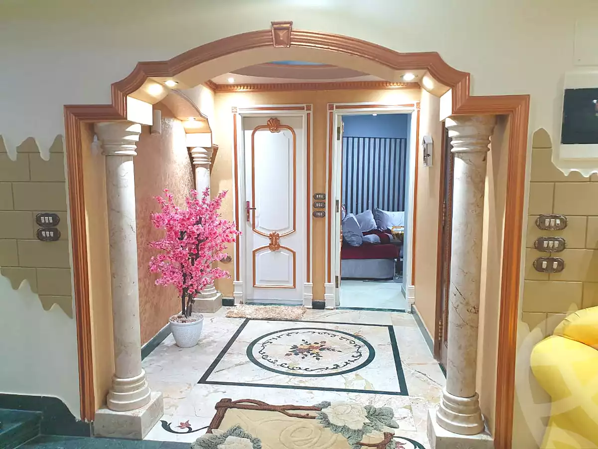 https://aqarmap.com.eg/ar/listing/7170112-for-sale-cairo-helwan-helwan-el-sharkeya-abd-el-rahman-pasha-st