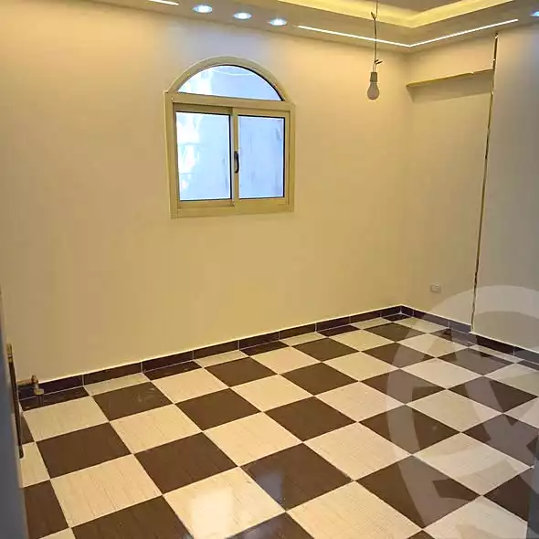 https://aqarmap.com.eg/ar/listing/7170245-for-sale-alexandria-sydy-bshr-sydy-bshr-bhry-shr-mhmwd-l-yswy