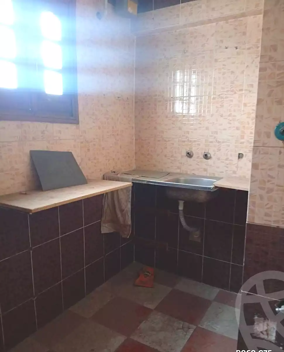https://aqarmap.com.eg/ar/listing/7170461-for-sale-alexandria-sydy-bshr-shr-mlk-hfny