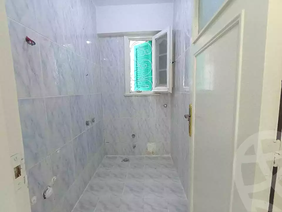 https://aqarmap.com.eg/en/listing/7170634-for-sale-alexandria-al-agamy-shataa-el-nakheel