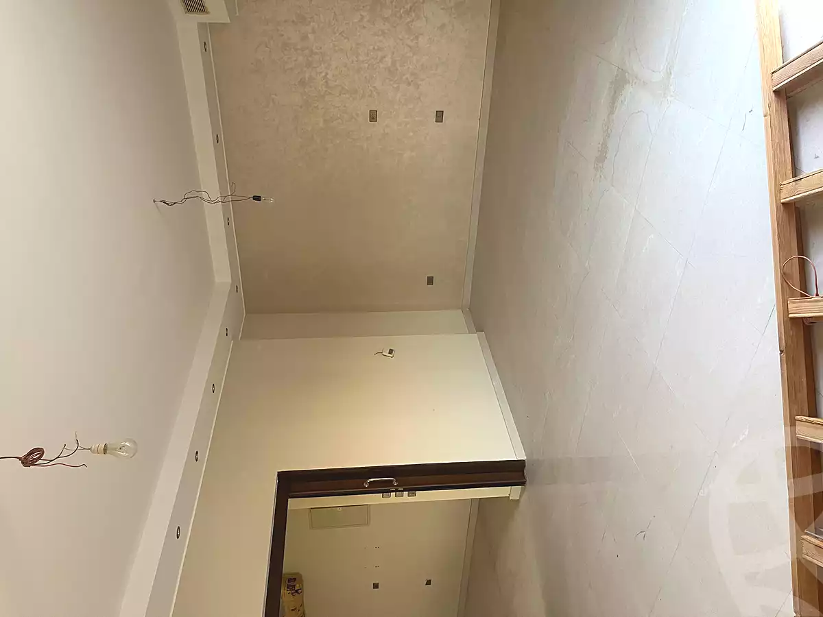 https://aqarmap.com.eg/en/listing/7170781-for-rent-cairo-new-cairo-first-settlement-mhwr-mstfy-kml