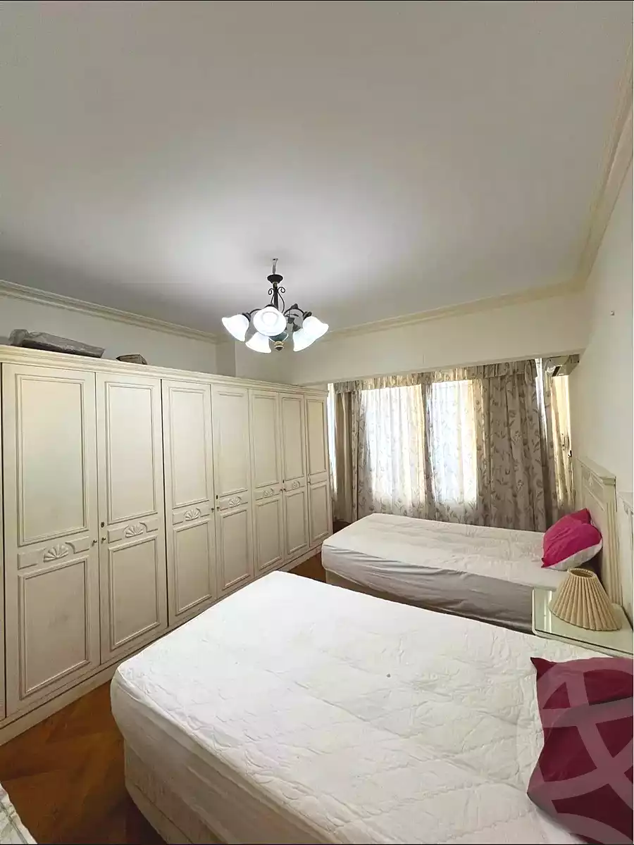 https://aqarmap.com.eg/ar/listing/7170859-for-sale-alexandria-el-montazah-sheraton-towers