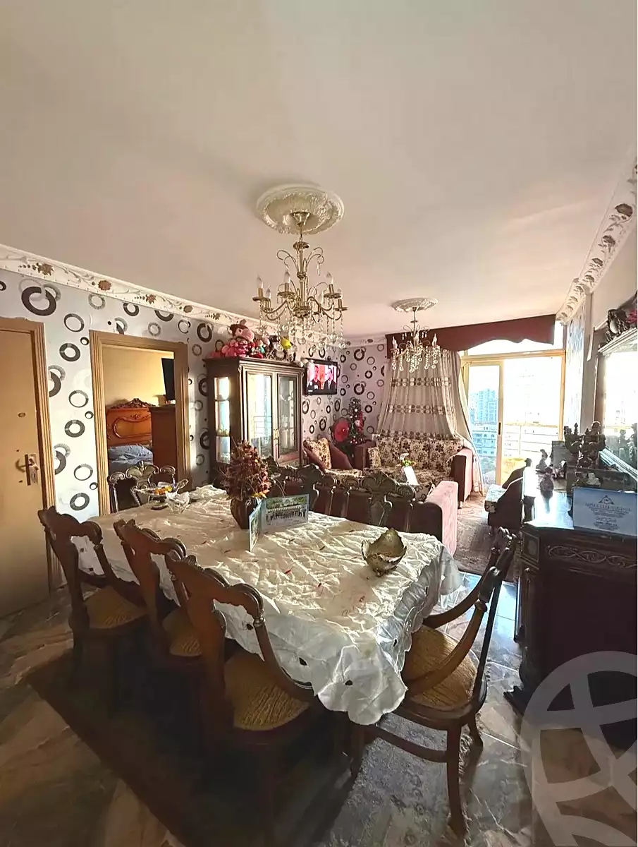 https://aqarmap.com.eg/ar/listing/7170867-for-sale-alexandria-sydy-bshr-sydy-bshr-bhry-shr-khld-bn-lwlyd