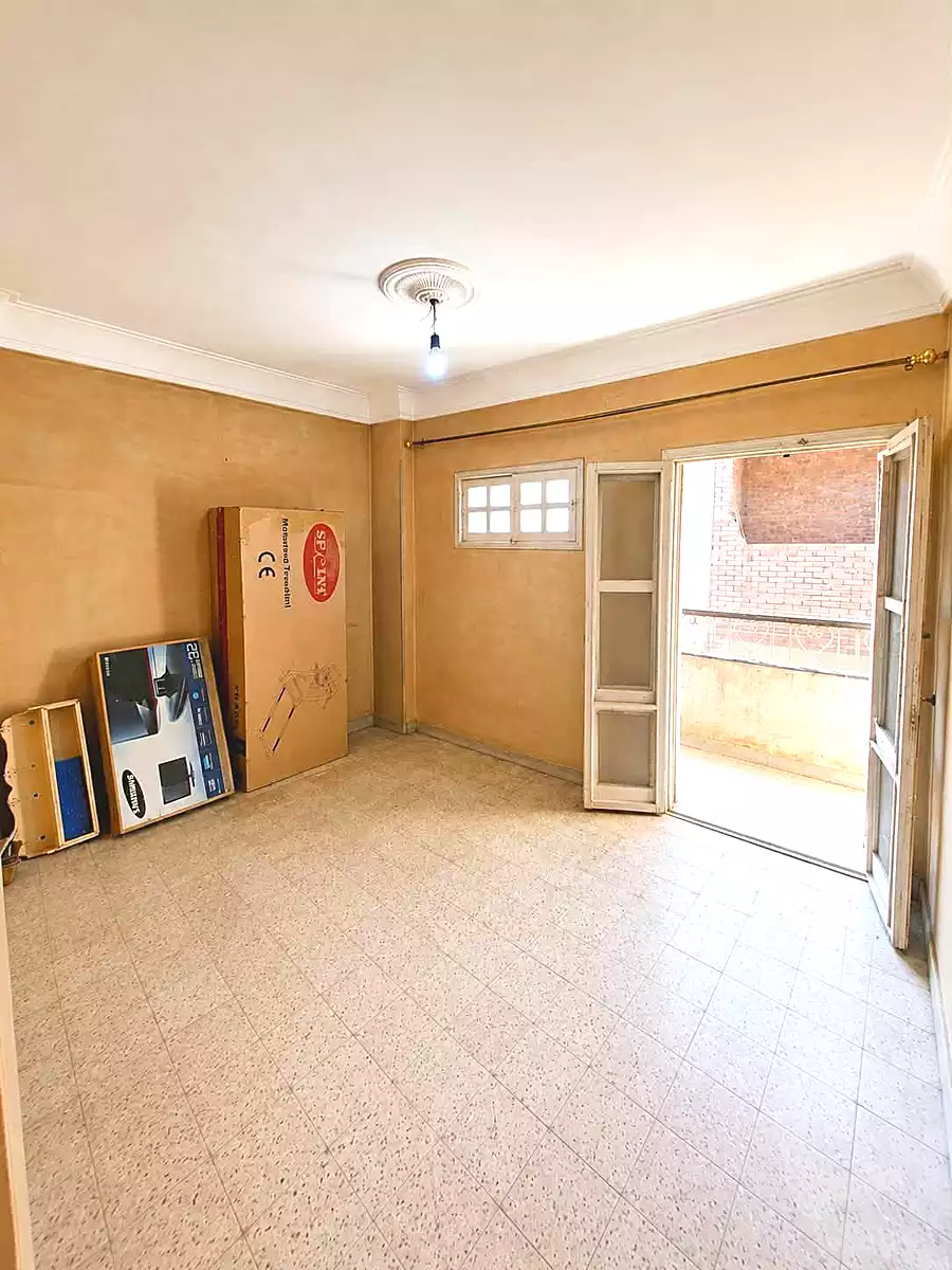 https://aqarmap.com.eg/ar/listing/7170876-for-sale-alexandria-al-agamy-bw-ywsf