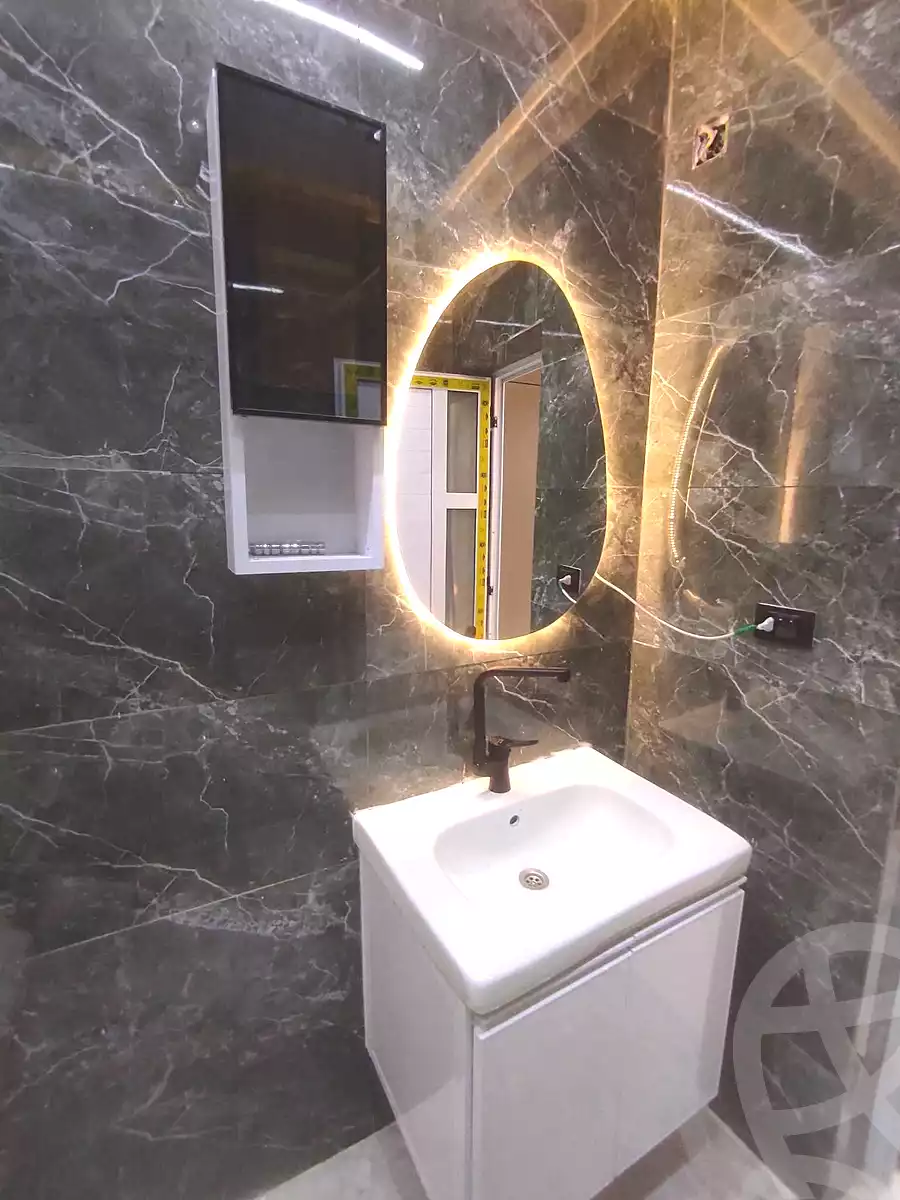 https://aqarmap.com.eg/ar/listing/7170979-for-sale-alexandria-al-agamy-lbytsh-shahr-al-assal-st