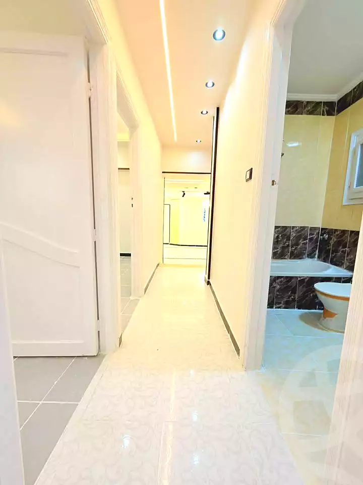 https://aqarmap.com.eg/ar/listing/7171026-for-sale-alexandria-al-agamy-shataa-el-nakheel