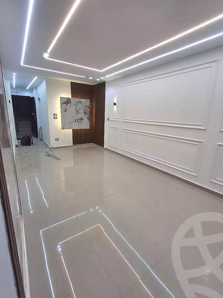https://aqarmap.com.eg/ar/listing/7171081-for-sale-alexandria-el-asafra-shr-45