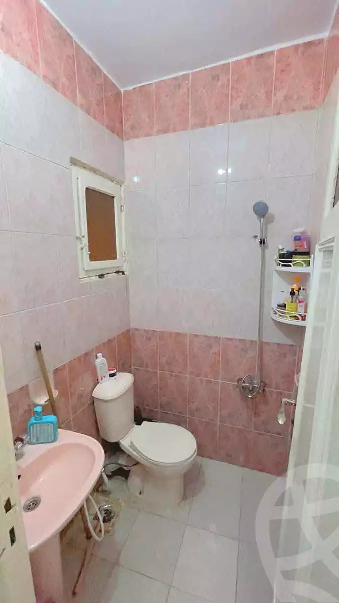 https://aqarmap.com.eg/ar/listing/7171246-for-sale-cairo-helwan-helwan-el-sharkeya-ryad-pasha-st
