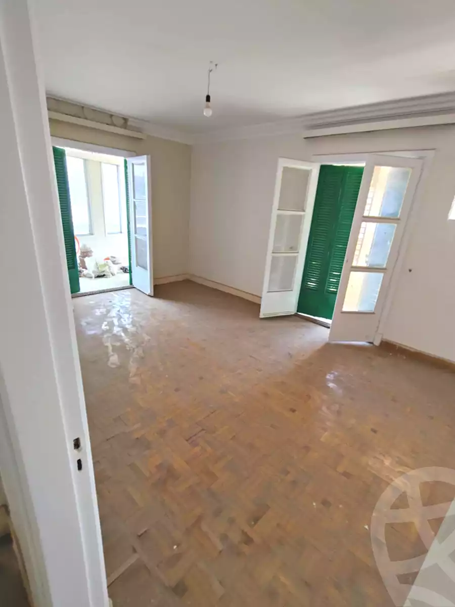 https://aqarmap.com.eg/ar/listing/7171271-for-rent-cairo-downtown-bab-el-loaa-el-shawarby-st