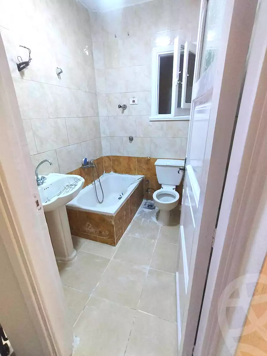 https://aqarmap.com.eg/ar/listing/7171398-for-sale-alexandria-al-agamy-shataa-el-nakheel