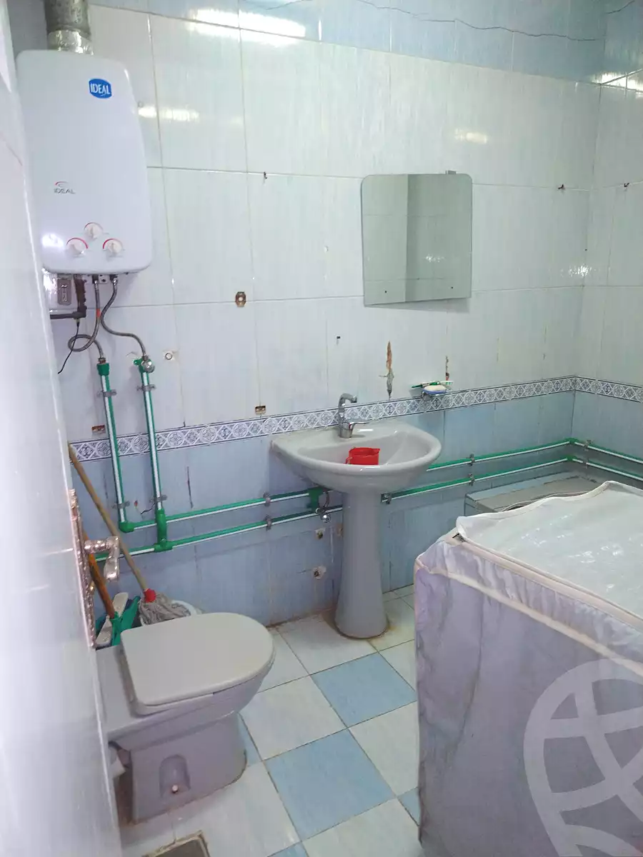 https://aqarmap.com.eg/ar/listing/7171584-for-sale-cairo-faisal-kafr-tohormos-queen-nazli-st