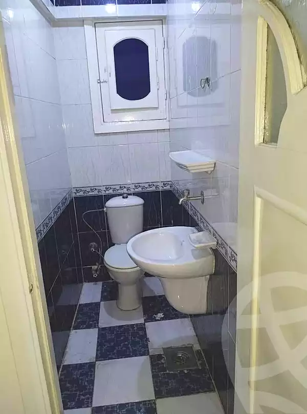https://aqarmap.com.eg/ar/listing/7171904-for-rent-alexandria-sydy-bshr-sydy-bshr-bhry-shr-mhmwd-l-yswy