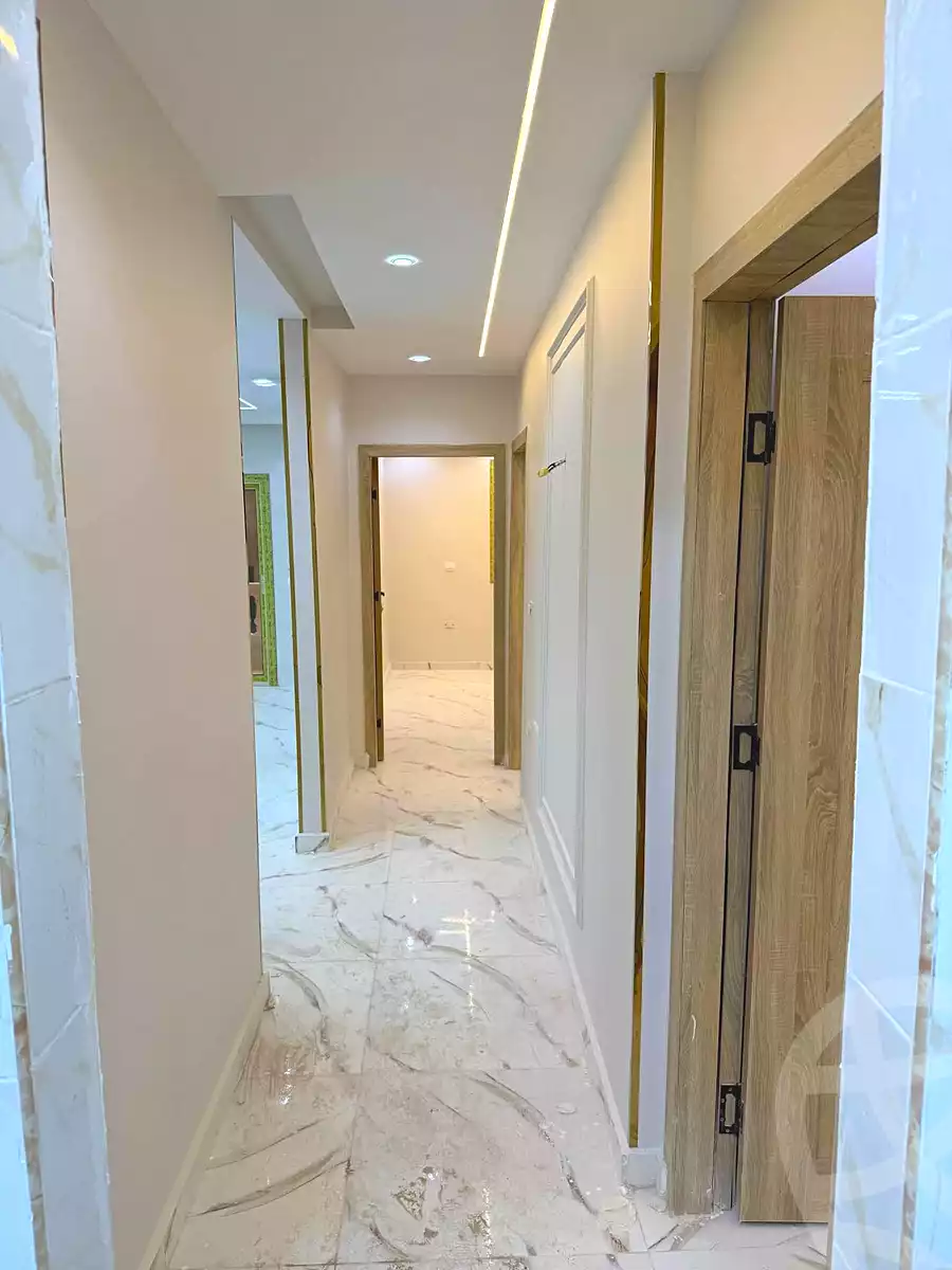 https://aqarmap.com.eg/en/listing/7172140-for-sale-cairo-el-haram-el-lebeny-soltan-khattab-st