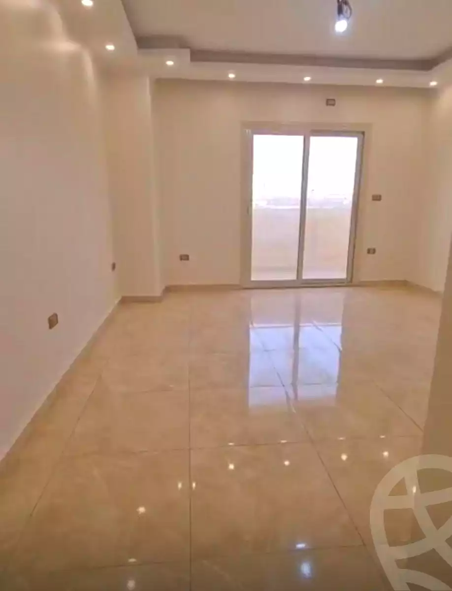 https://aqarmap.com.eg/ar/listing/7172270-for-sale-cairo-15th-of-may-mjwr-4-shr-khld-bn-lwlyd