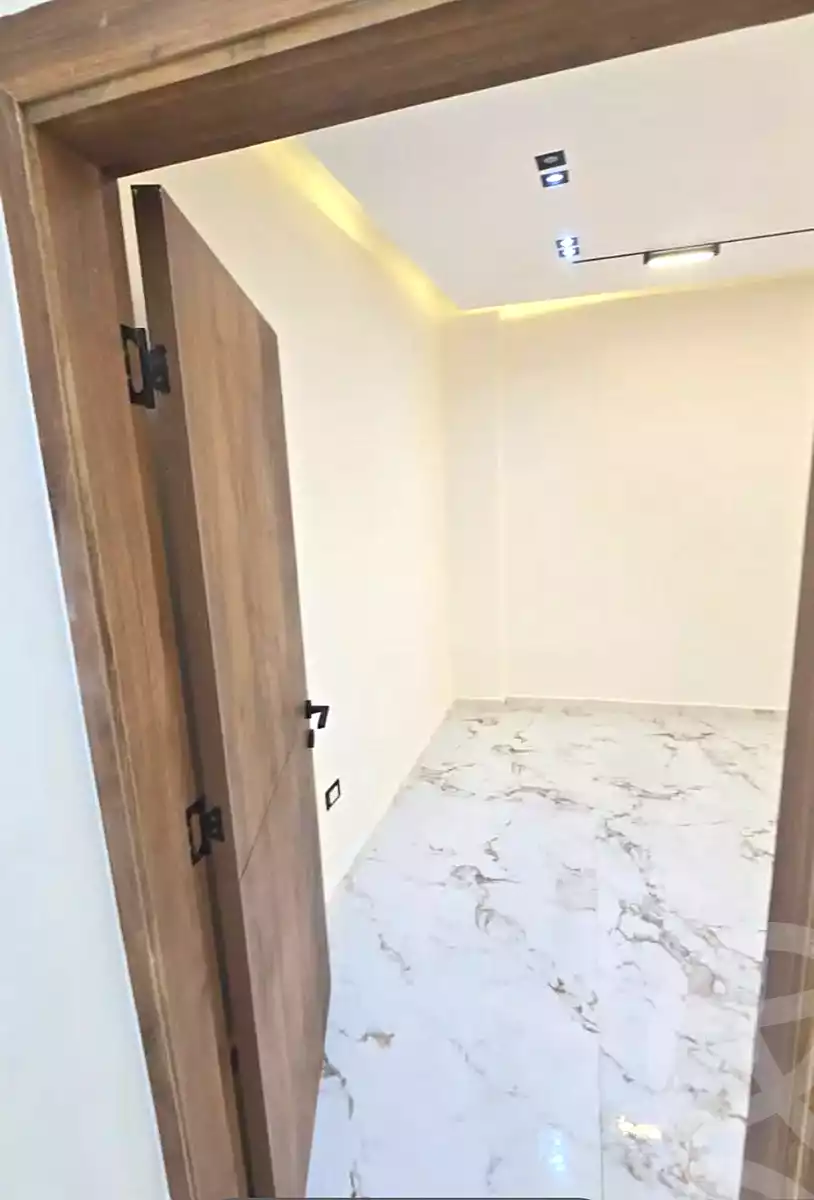 https://aqarmap.com.eg/ar/listing/7172480-for-sale-alexandria-al-agamy-lbytsh-el-hay-st