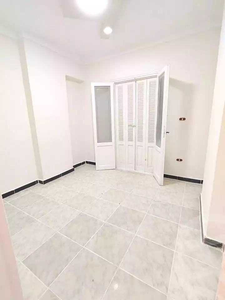 https://aqarmap.com.eg/en/listing/7172599-for-sale-alexandria-al-agamy-shataa-el-nakheel
