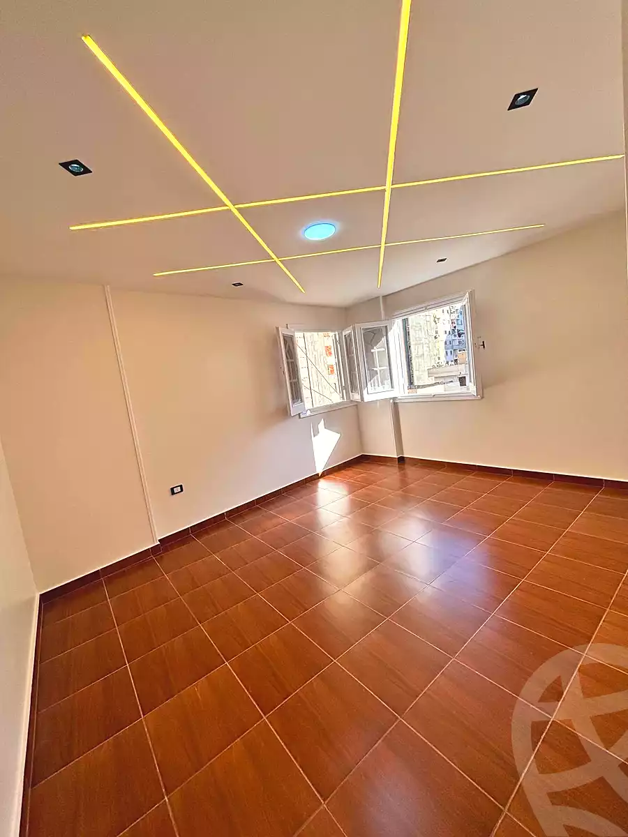 https://aqarmap.com.eg/ar/listing/7172590-for-sale-alexandria-sydy-bshr-sydy-bshr-bhry