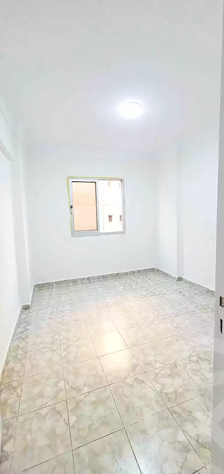 https://aqarmap.com.eg/ar/listing/7172902-for-sale-alexandria-al-agamy-el-kilo-21