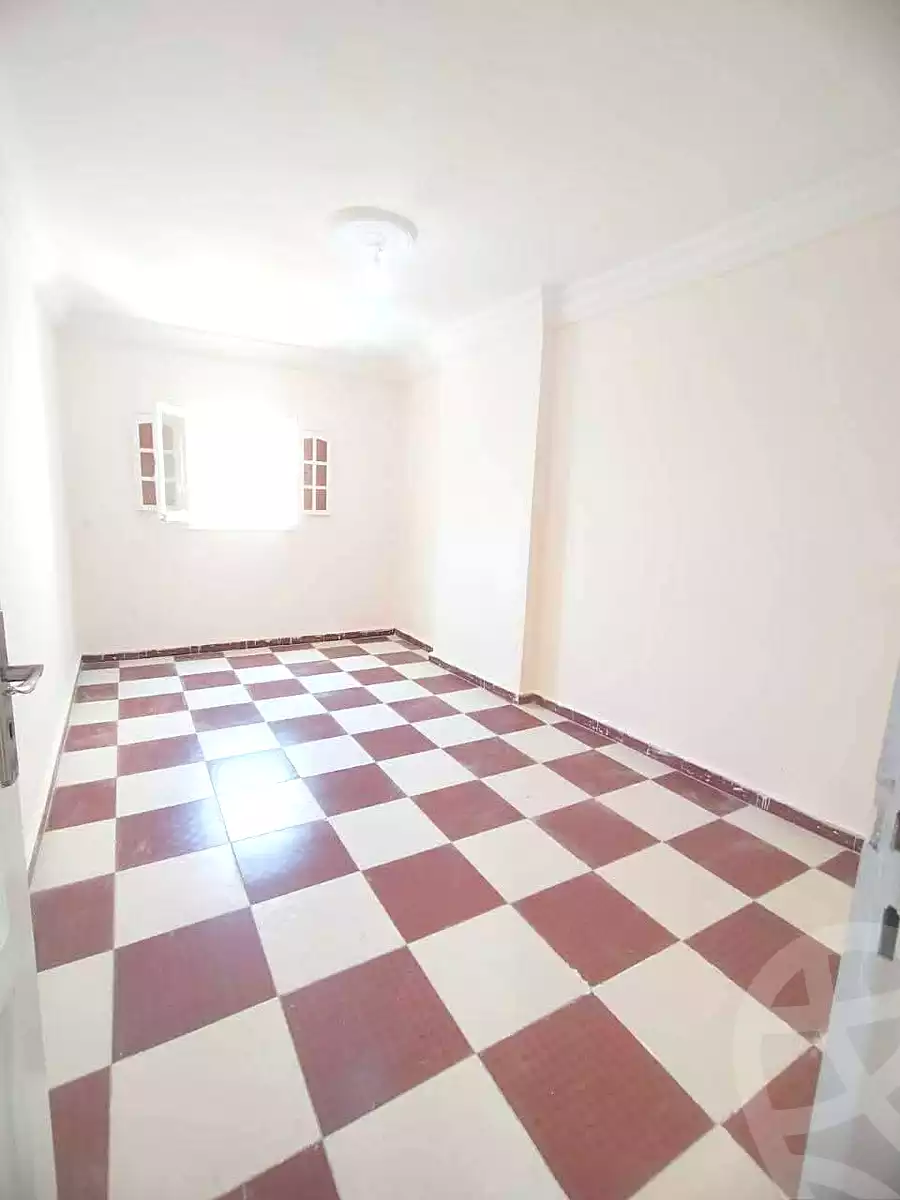 https://aqarmap.com.eg/ar/listing/7172946-for-sale-alexandria-miami-salah-al-din-shaban-st