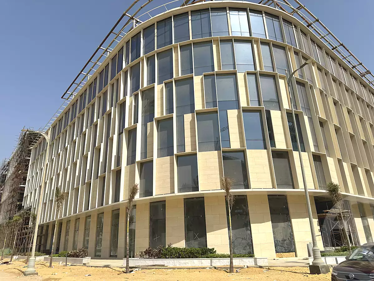 https://aqarmap.com.eg/ar/listing/7171767-for-rent-cairo-new-cairo-compounds-kyrw-byzns-blz-btr-hwm-llttwyr