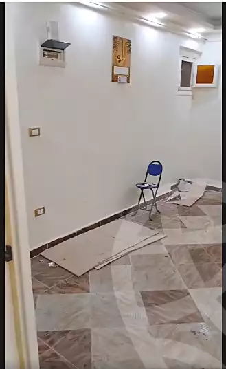 https://aqarmap.com.eg/ar/listing/7173052-for-rent-alexandria-al-agamy-bw-ywsf