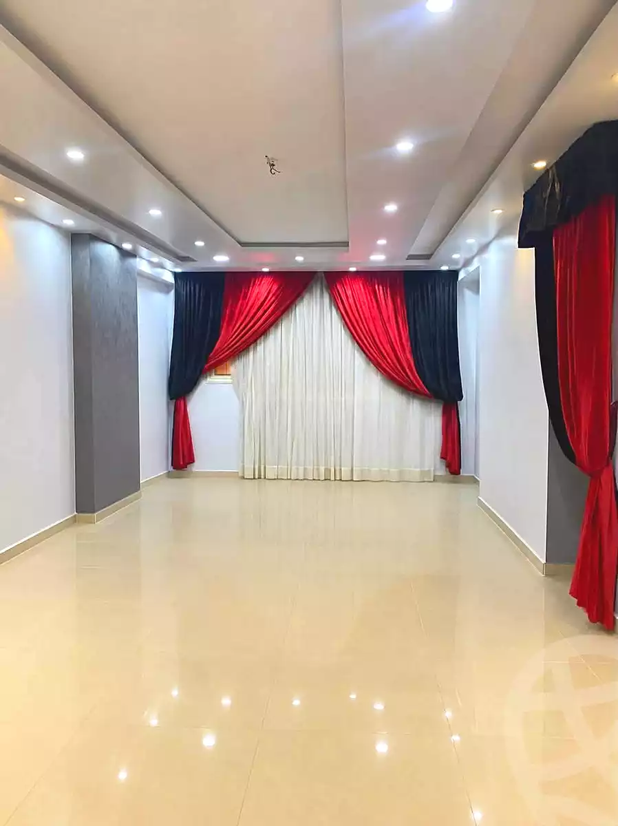 https://aqarmap.com.eg/ar/listing/7173059-for-sale-cairo-helwan-helwan-el-sharkeya-omar-ibn-abd-el-aziz-st