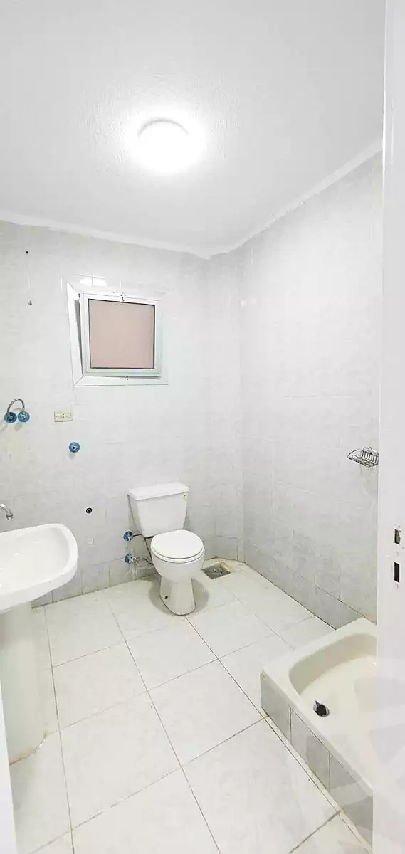 https://aqarmap.com.eg/ar/listing/7173099-for-sale-alexandria-al-agamy-shataa-el-nakheel