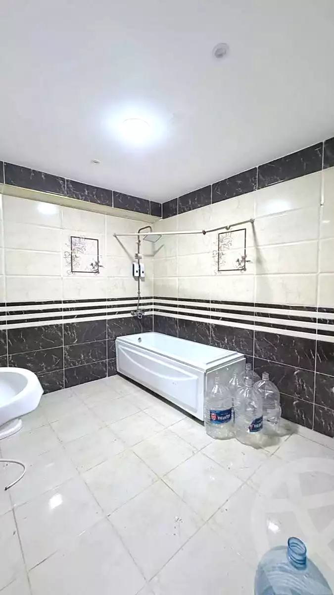 https://aqarmap.com.eg/ar/listing/7173122-for-rent-cairo-elnozha-Streettt-27