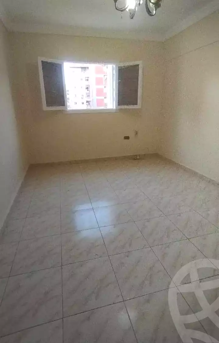 https://aqarmap.com.eg/ar/listing/7173231-for-rent-alexandria-el-asafra-shr-mlk-hfny
