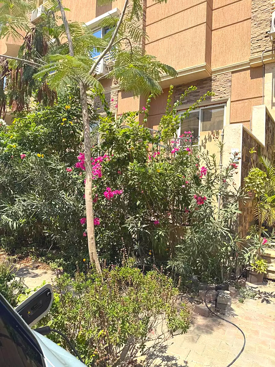 https://aqarmap.com.eg/ar/listing/7173563-for-sale-cairo-new-cairo-el-kornfol-el-kornfol-1