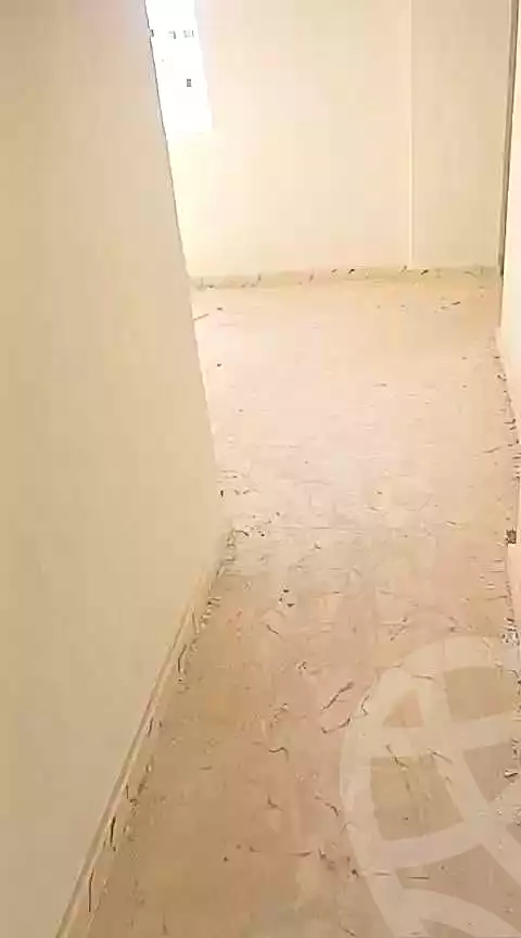 https://aqarmap.com.eg/ar/listing/7173770-for-sale-alexandria-al-agamy-el-hanouvel