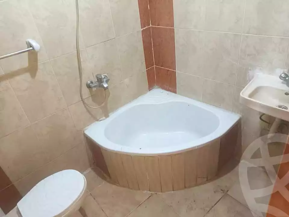 https://aqarmap.com.eg/ar/listing/7174188-for-sale-alexandria-sydy-bshr-sydy-bshr-bhry-shr-mhmd-njyb