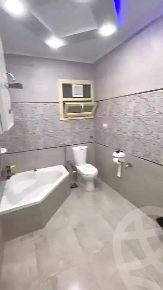 https://aqarmap.com.eg/en/listing/7174306-for-sale-alexandria-al-agamy-el-hanouvel