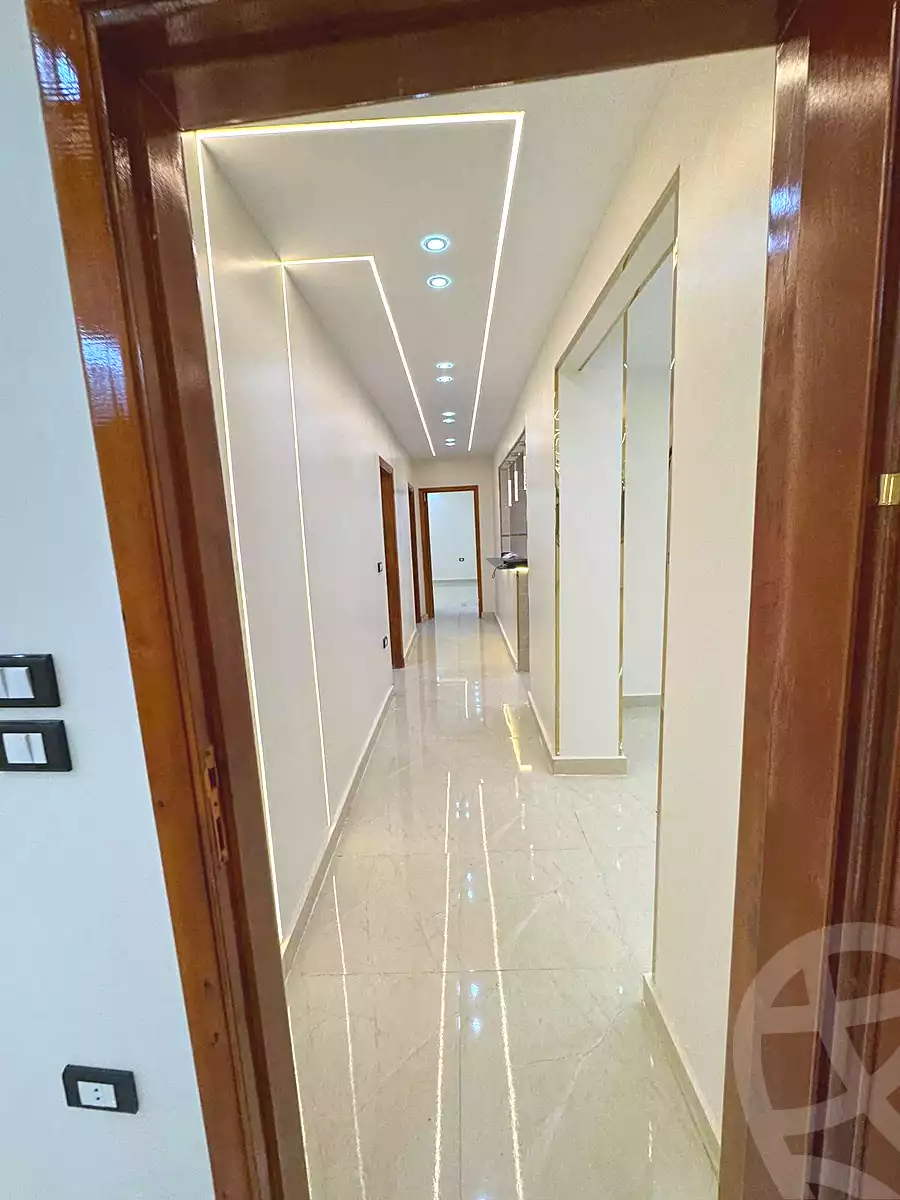 https://aqarmap.com.eg/ar/listing/7174358-for-sale-cairo-elnozha-Streettt-27