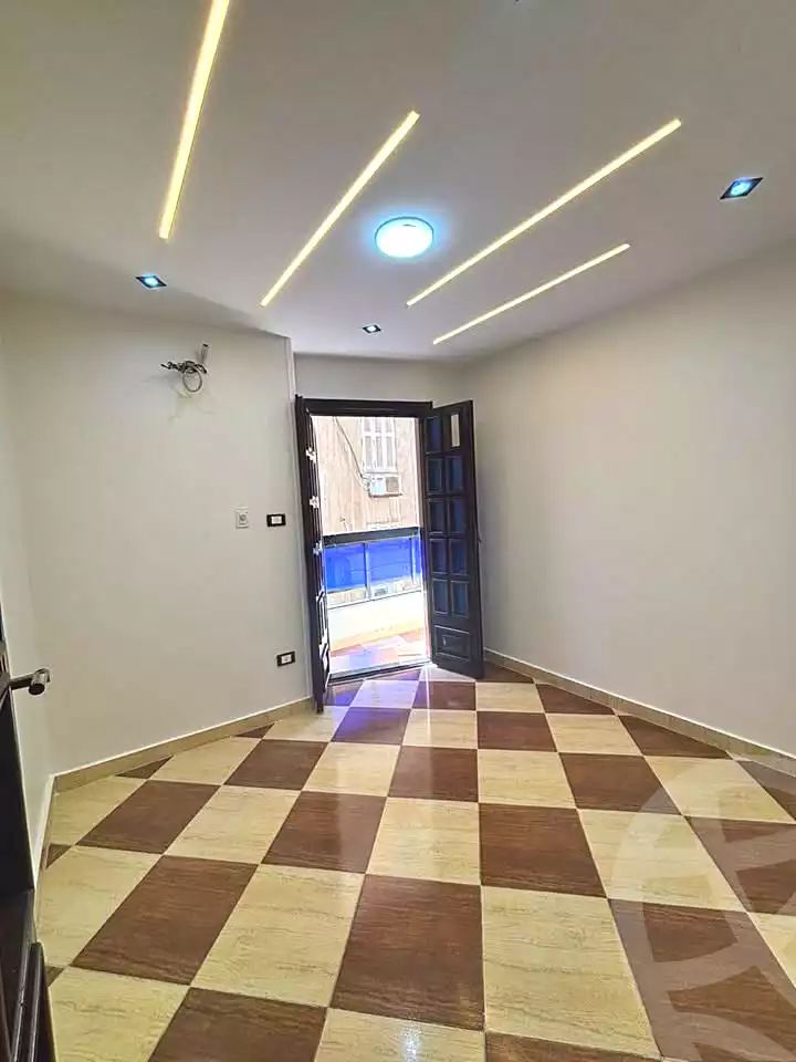 https://aqarmap.com.eg/ar/listing/7174417-for-sale-alexandria-el-asafra-l-sfr-bhry-el-geish-rd